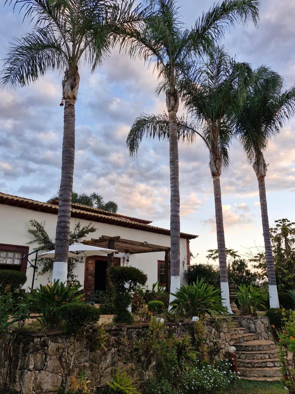 Santa Barbara Hotel *
